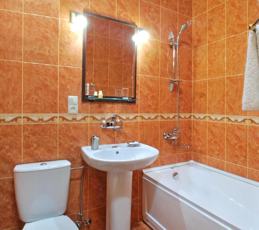 Отель Boutique Hotel British House Тбилиси-54