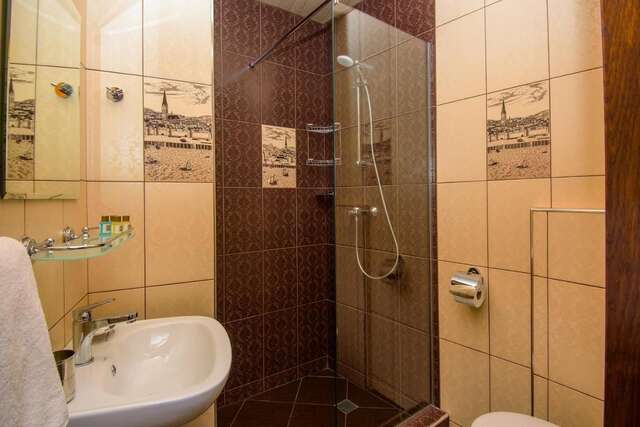 Отель Boutique Hotel British House Тбилиси-30
