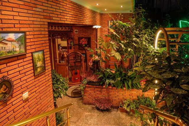 Отель Boutique Hotel British House Тбилиси-41